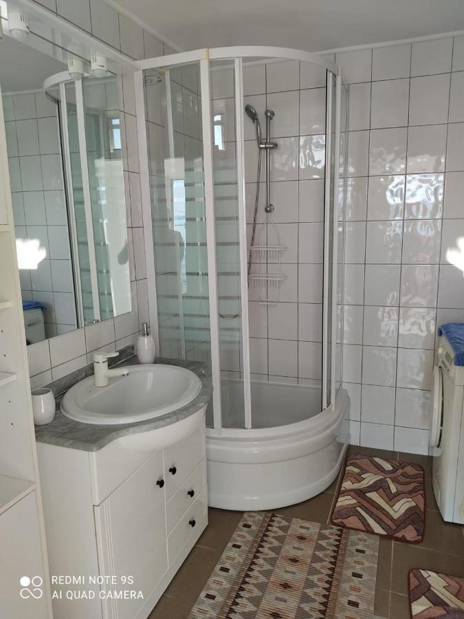 Apartmani Iva Свети Юрай Екстериор снимка