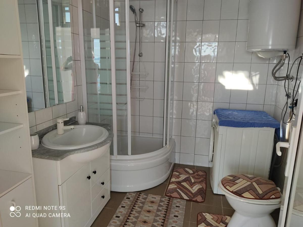 Apartmani Iva Свети Юрай Екстериор снимка