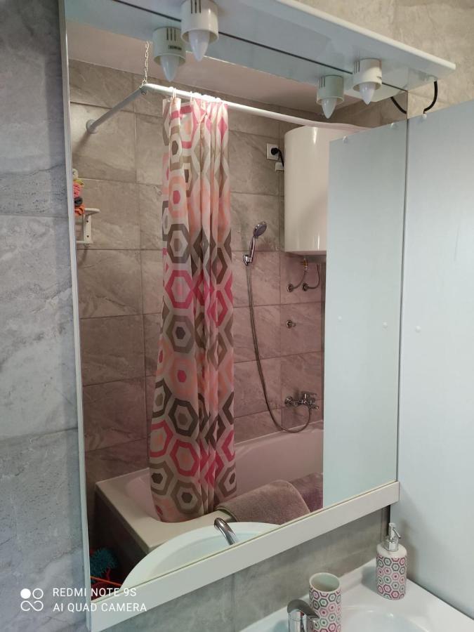 Apartmani Iva Свети Юрай Екстериор снимка