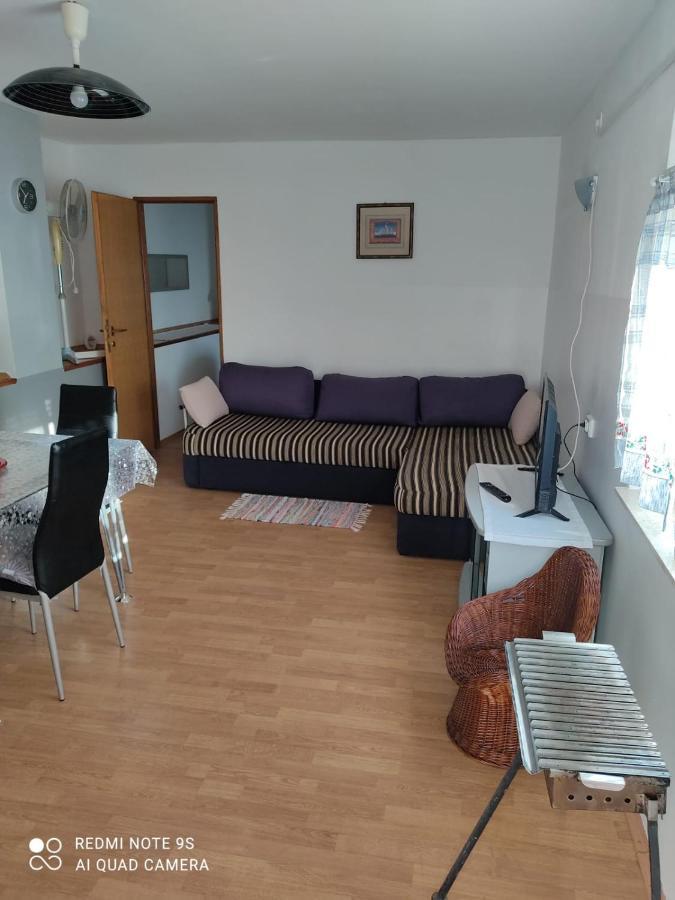 Apartmani Iva Свети Юрай Екстериор снимка